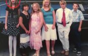 Meiteni pa kreisi skolā ķircināja par Žirafi. 8 gadus vēlāk visi sapņo ar viņu fotografēties! Meiteni pa kreisi skolā ķircināja par Žirafi. 8 gadus vēlāk visi sapņo ar viņu fotografēties!