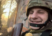 Ukraiņu karavīrs atklājis, kad būs kara beigas: “Augustā tveicēsim kājiņas …”